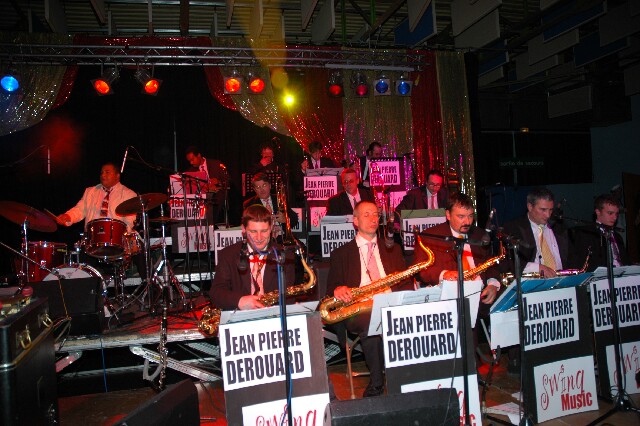 min 2005 11 12 fous swing 074